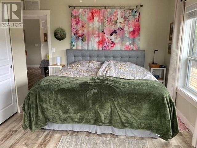 1077 Clearwater Valley Rd, Clearwater, British Columbia  V0E 1N1 - Photo 15 - 180158