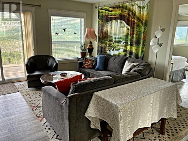 1077 Clearwater Valley Rd, Clearwater, British Columbia  V0E 1N1 - Photo 13 - 180158