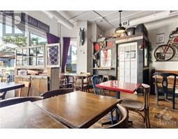 1008 WELLINGTON STREET W