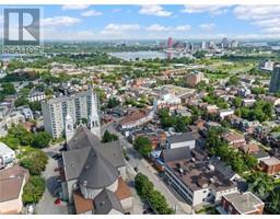 1008 WELLINGTON STREET W
