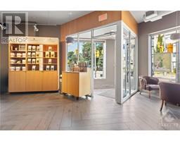 1008 WELLINGTON STREET W