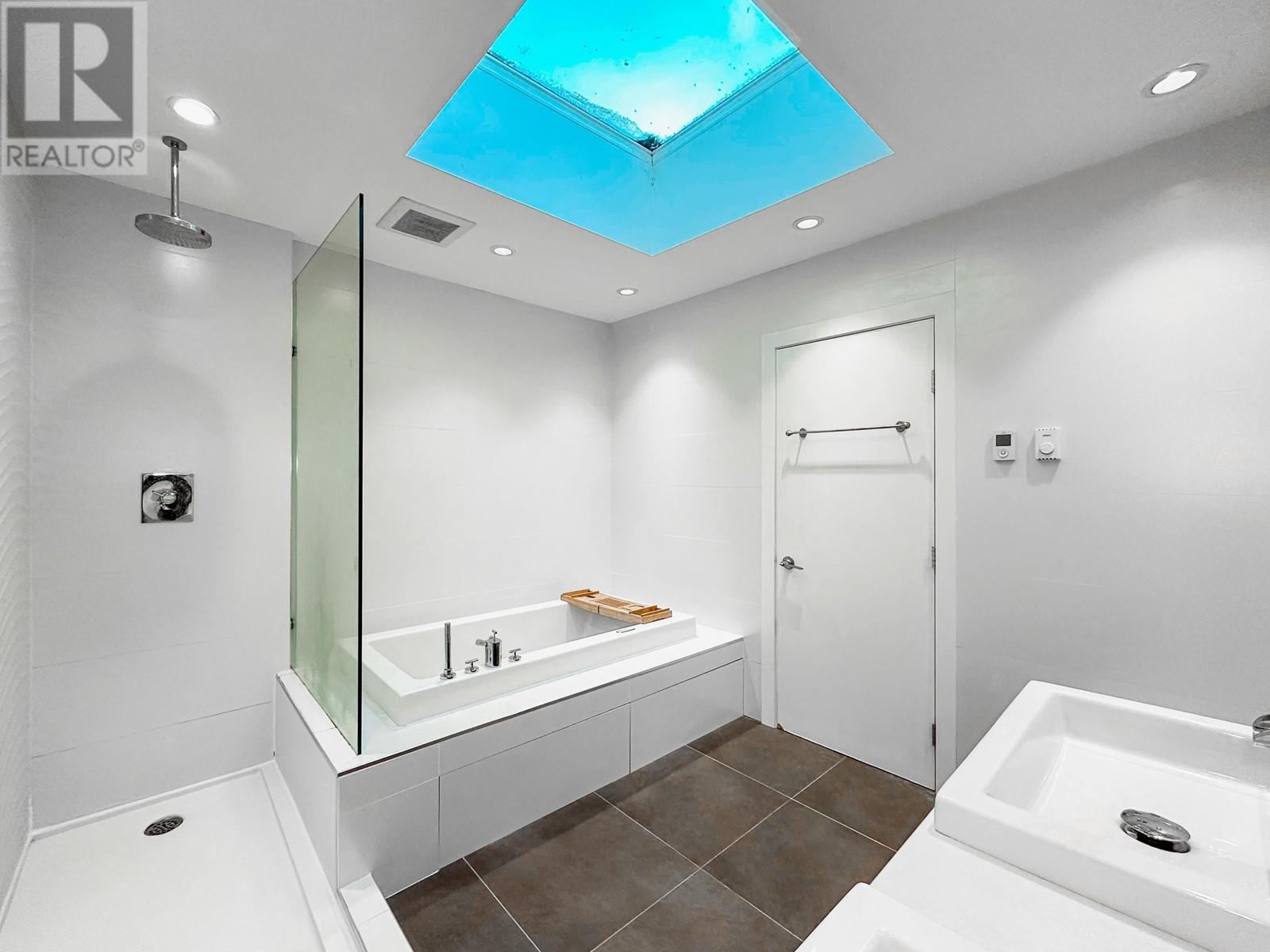 5290 Gulf Place, West Vancouver, British Columbia  V7W 2V9 - Photo 28 - R2911210