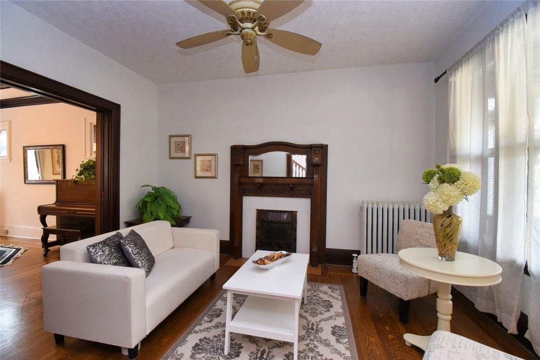 Image of property at 185 Fairleigh Avenue S