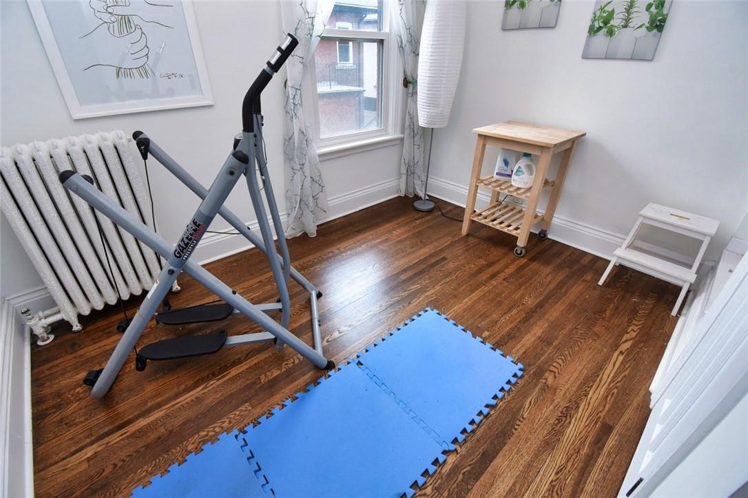 Image of property at 185 Fairleigh Avenue S