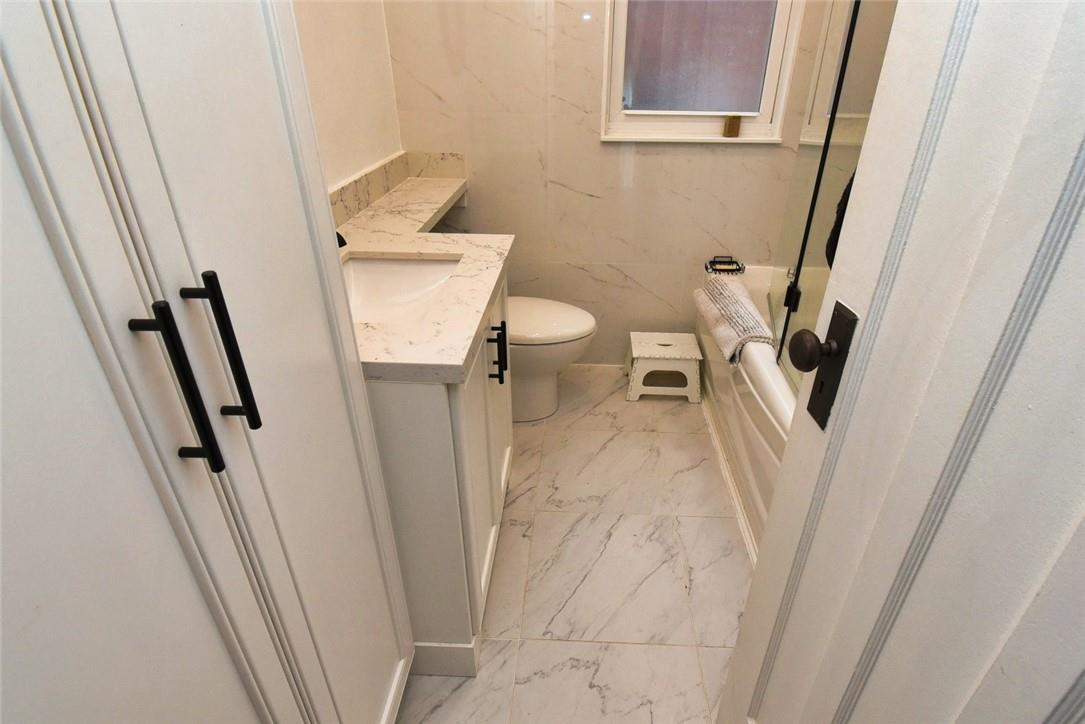 Image of property at 185 Fairleigh Avenue S