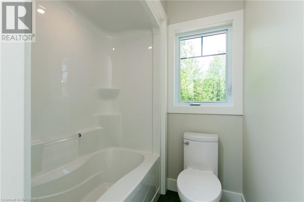 135 Louise Creek Crescent, West Grey, Ontario  N0G 1S0 - Photo 22 - 40628749