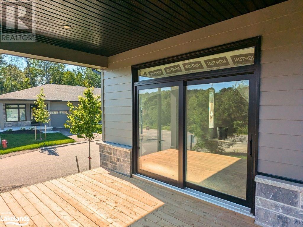 2 Black Spruce Street, Huntsville, Ontario  P1H 1M3 - Photo 4 - 40621180