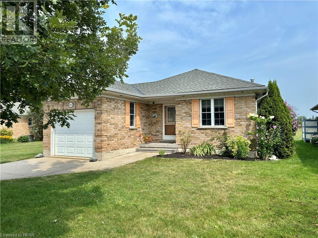 250 Bethune Crescent, Goderich, Ontario  N7A 4M6 - Photo 1 - 40628386