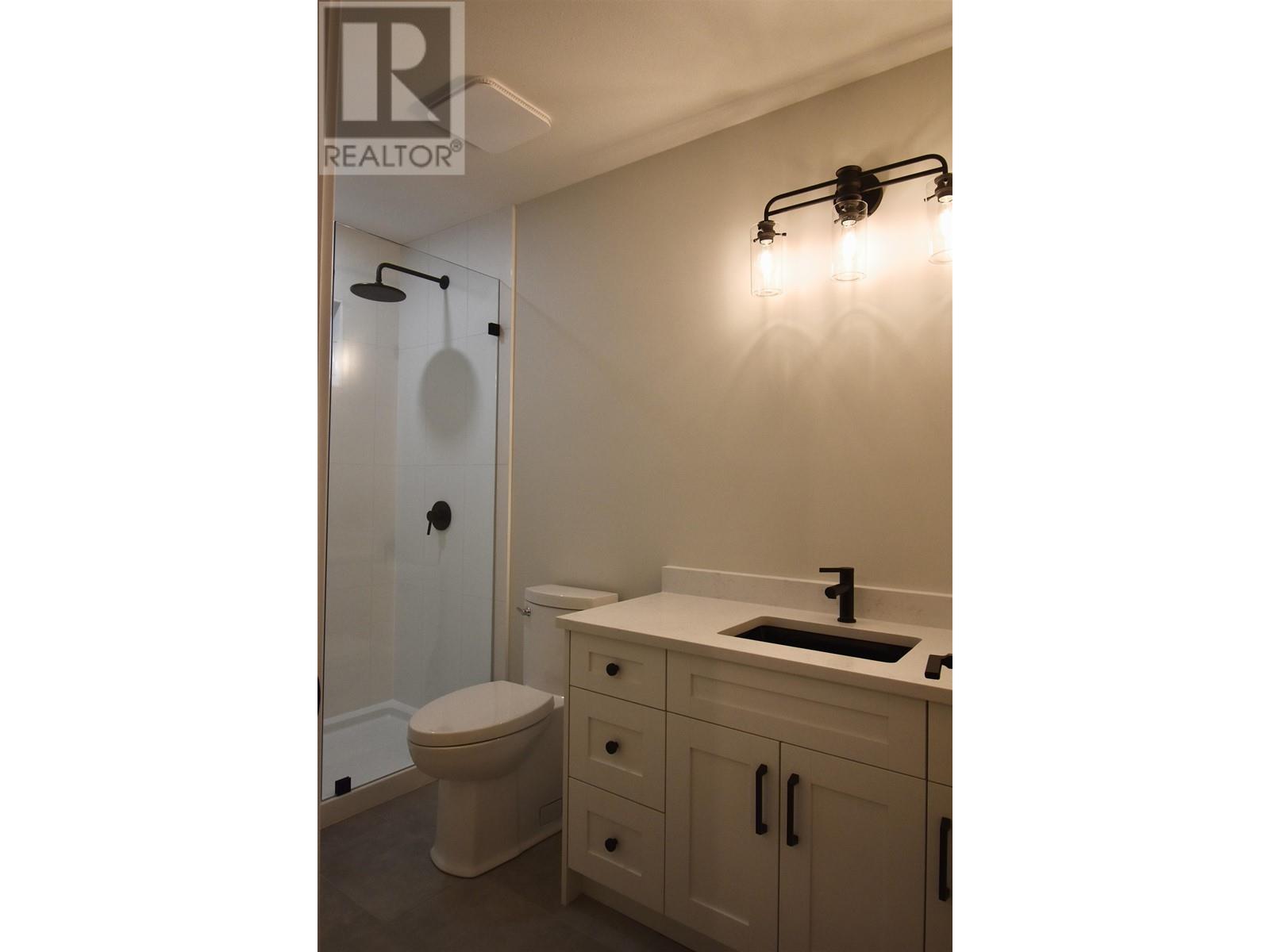 1084 Celia Crescent, Gibsons, British Columbia  V0N 1V7 - Photo 13 - R2859289
