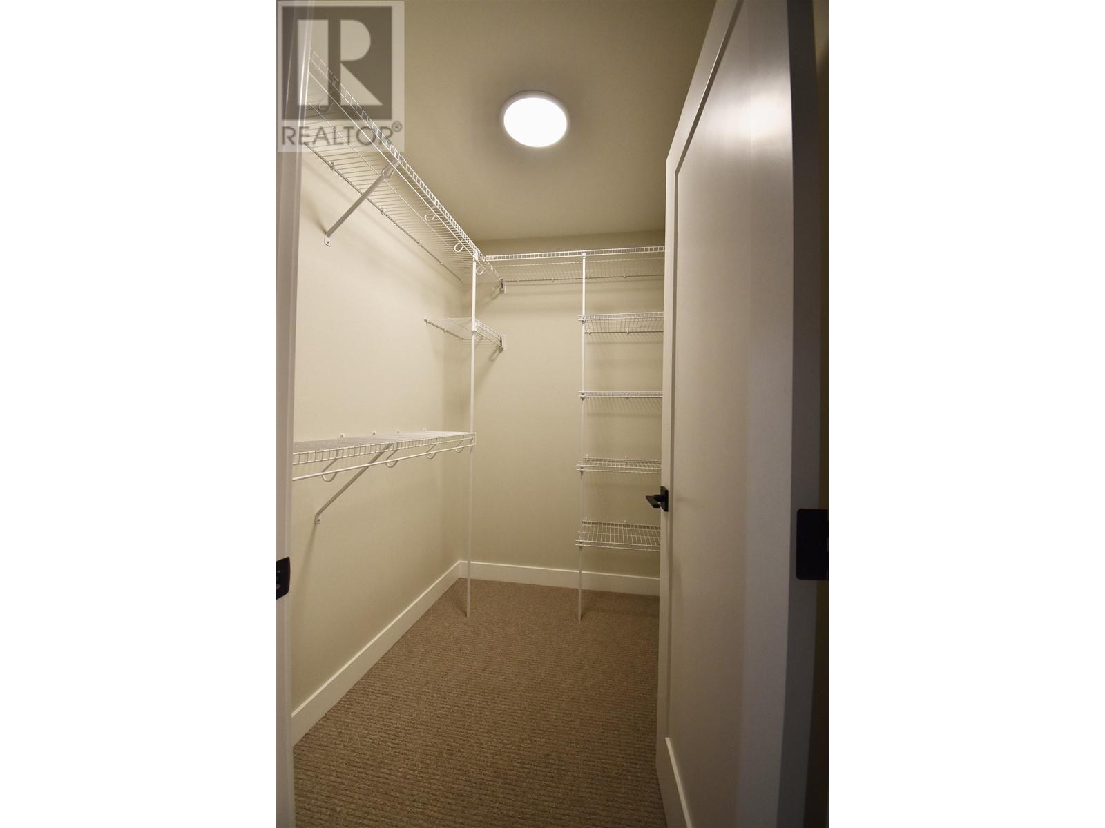 1084 Celia Crescent, Gibsons, British Columbia  V0N 1V7 - Photo 14 - R2859289