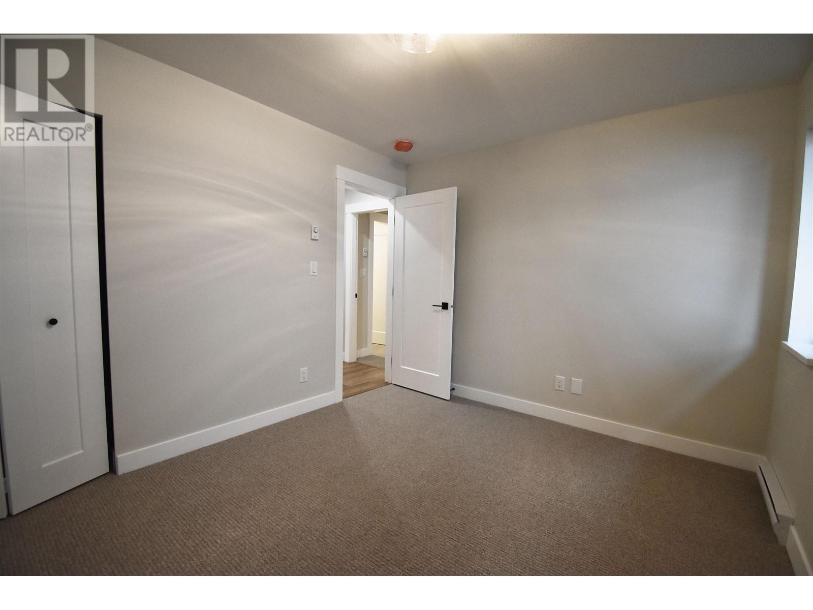 1084 Celia Crescent, Gibsons, British Columbia  V0N 1V7 - Photo 15 - R2859289