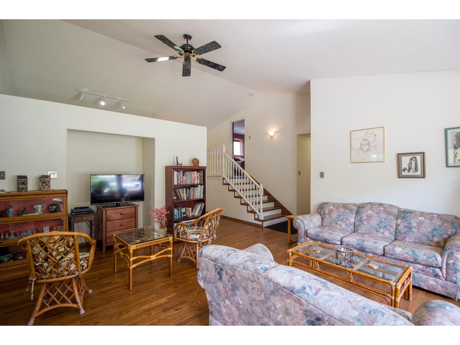 6810 Harrop-Procter Road, Harrop, British Columbia  V1L 6R2 - Photo 12 - 2478807