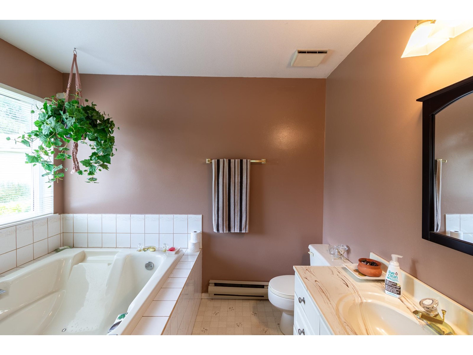 6810 Harrop-Procter Road, Harrop, British Columbia  V1L 6R2 - Photo 24 - 2478807