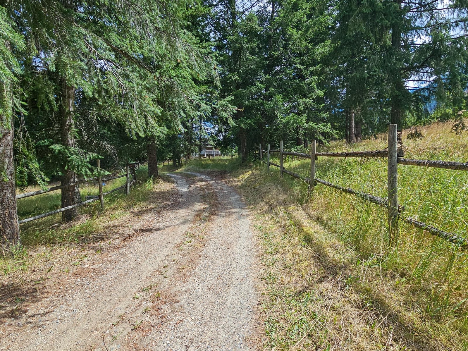 6810 Harrop-Procter Road, Harrop, British Columbia  V1L 6R2 - Photo 4 - 2478807
