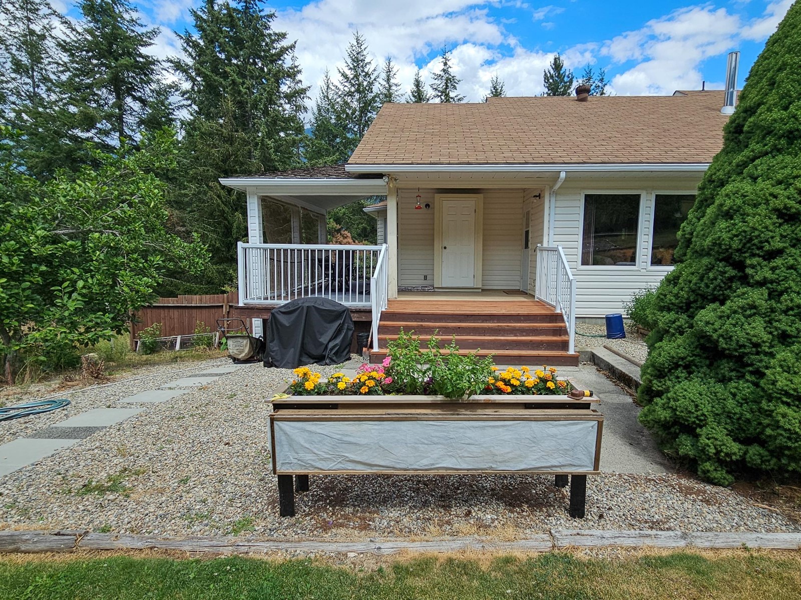 6810 Harrop-Procter Road, Harrop, British Columbia  V1L 6R2 - Photo 41 - 2478807