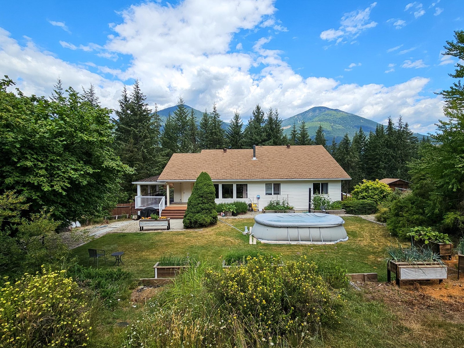6810 Harrop-Procter Road, Harrop, British Columbia  V1L 6R2 - Photo 43 - 2478807