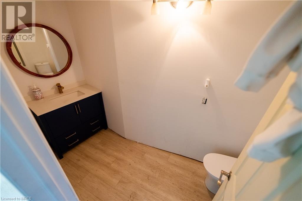 2877 Dundas Street W, Toronto, Ontario  M6P 1Y9 - Photo 19 - 40628891