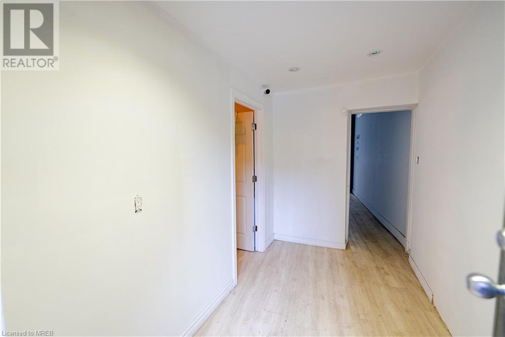 2877 Dundas Street W, Toronto, Ontario  M6P 1Y9 - Photo 21 - 40628891