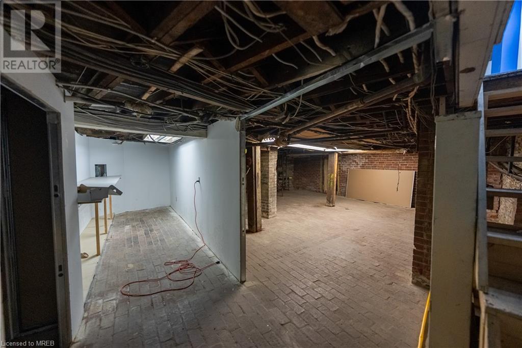 2877 Dundas Street W, Toronto, Ontario  M6P 1Y9 - Photo 31 - 40628891