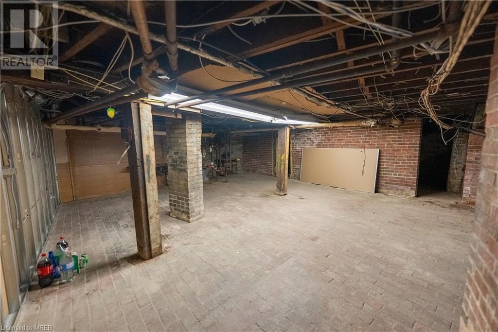2877 Dundas Street W, Toronto, Ontario  M6P 1Y9 - Photo 32 - 40628891