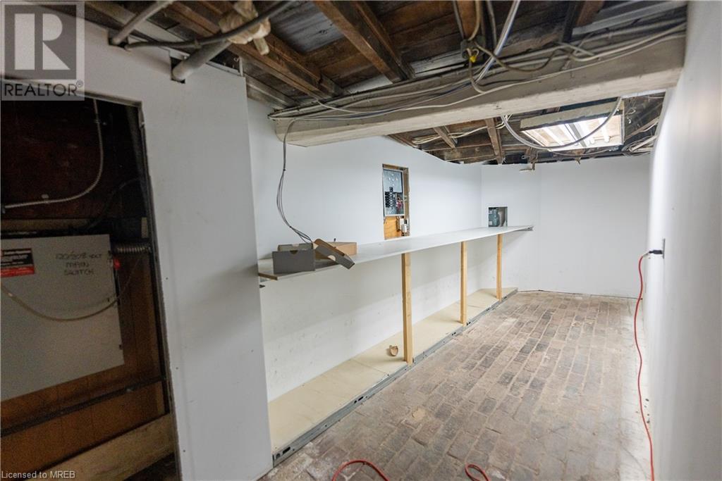 2877 Dundas Street W, Toronto, Ontario  M6P 1Y9 - Photo 33 - 40628891