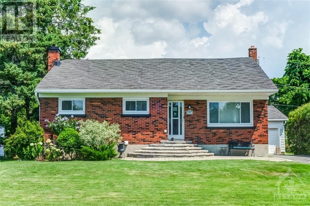 11 Twin Terrace, Ottawa, Ontario K2E 5E5 - Photo 2 - X9517959