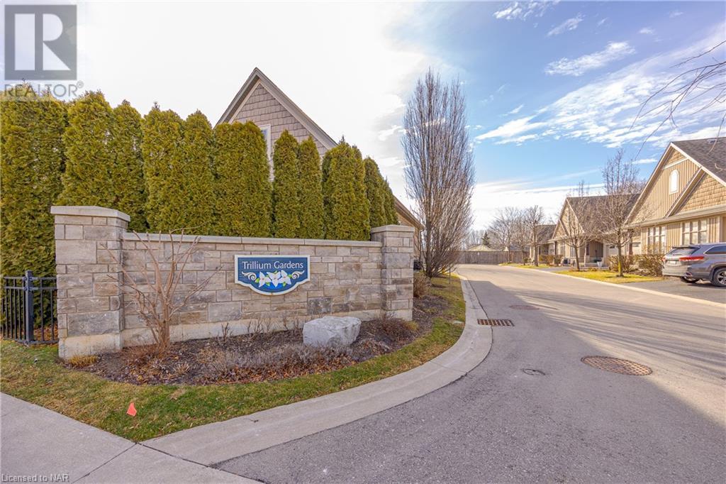 34 Sandalwood Common, St. Catharines, Ontario  L2M 0B3 - Photo 3 - 40627186