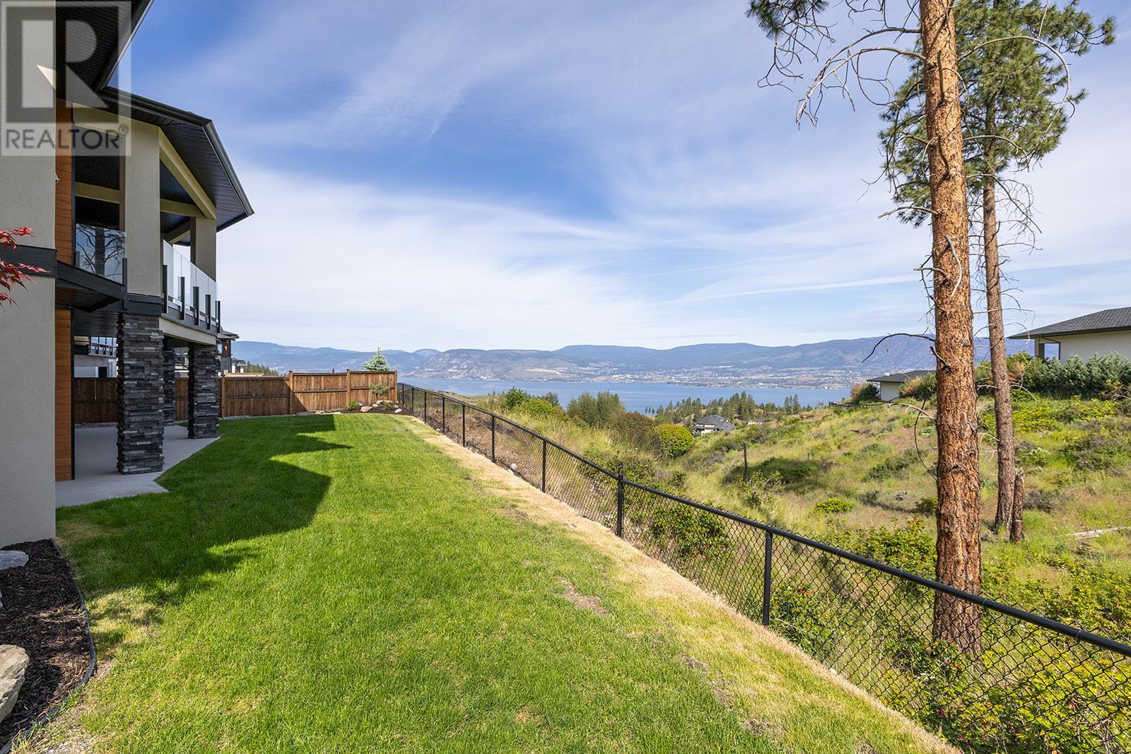 5624 Mountainside Drive Kelowna