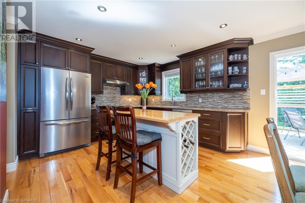 40 Gardiner Street, Meaford, Ontario  N4L 1K9 - Photo 3 - 40628867