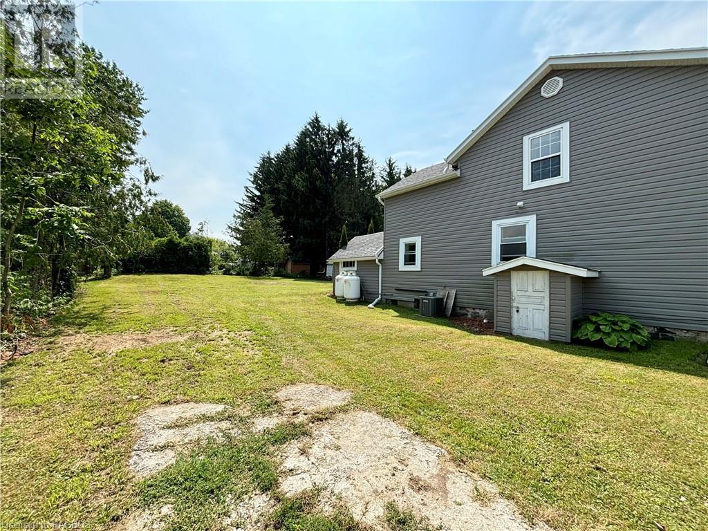 10 Paterson Street, Tiverton, Ontario  N0G 2T0 - Photo 2 - 40628722