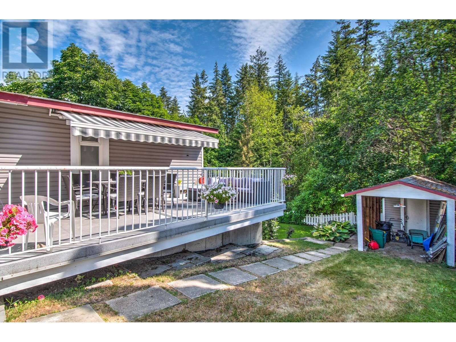 340 28 Street NE Salmon Arm