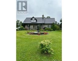 7082 Route 17, Saint-Quentin, New Brunswick