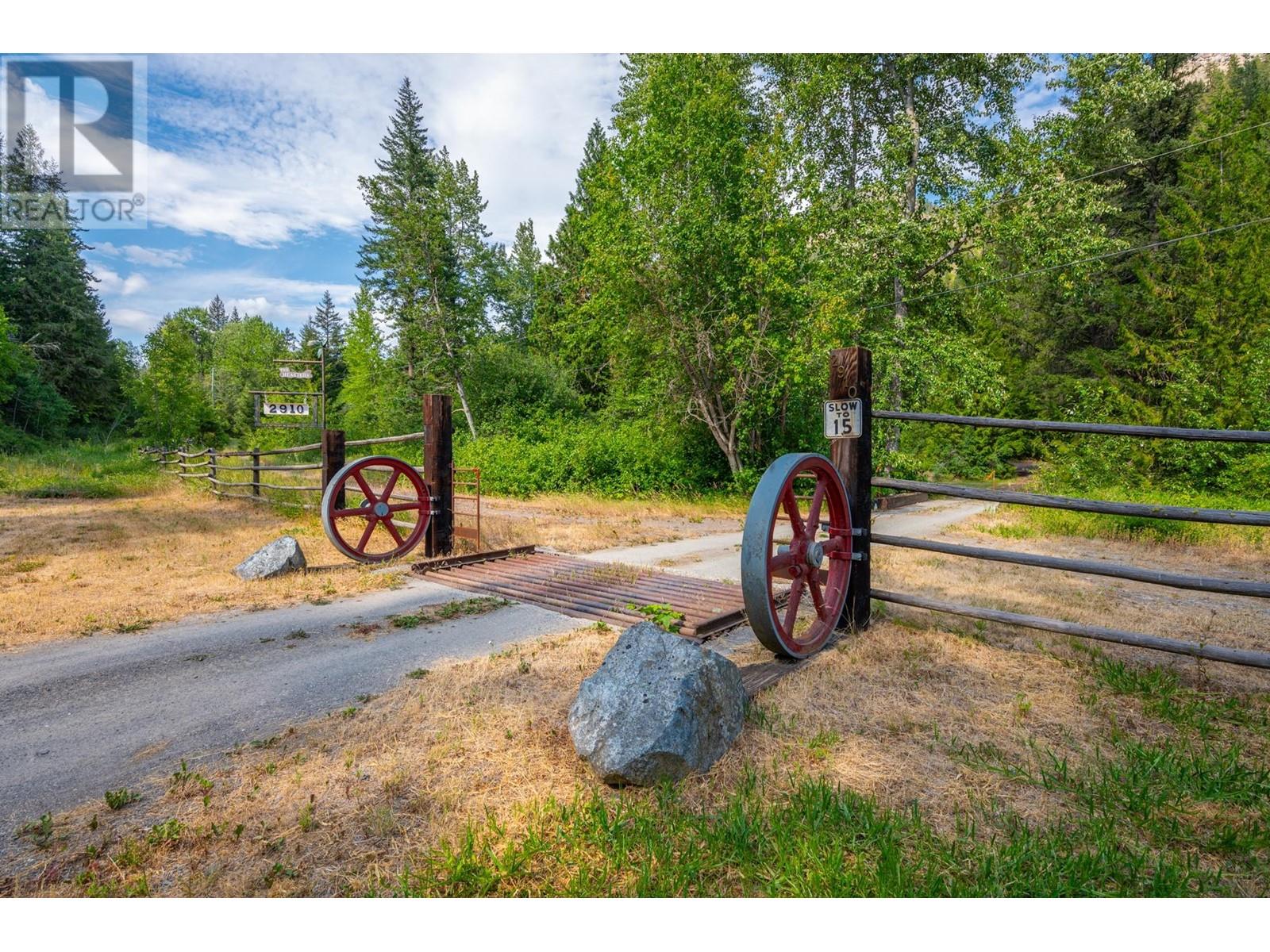 2910 Botanie Creek Road, Lytton, British Columbia   - Photo 12 - 180141