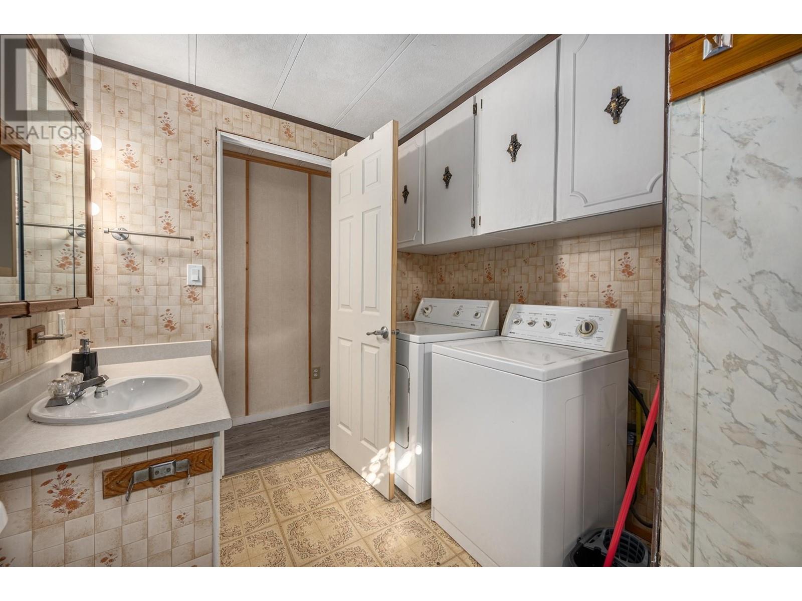 1091 Russell Street, Lillooet, British Columbia  V0K 1V0 - Photo 29 - 180161