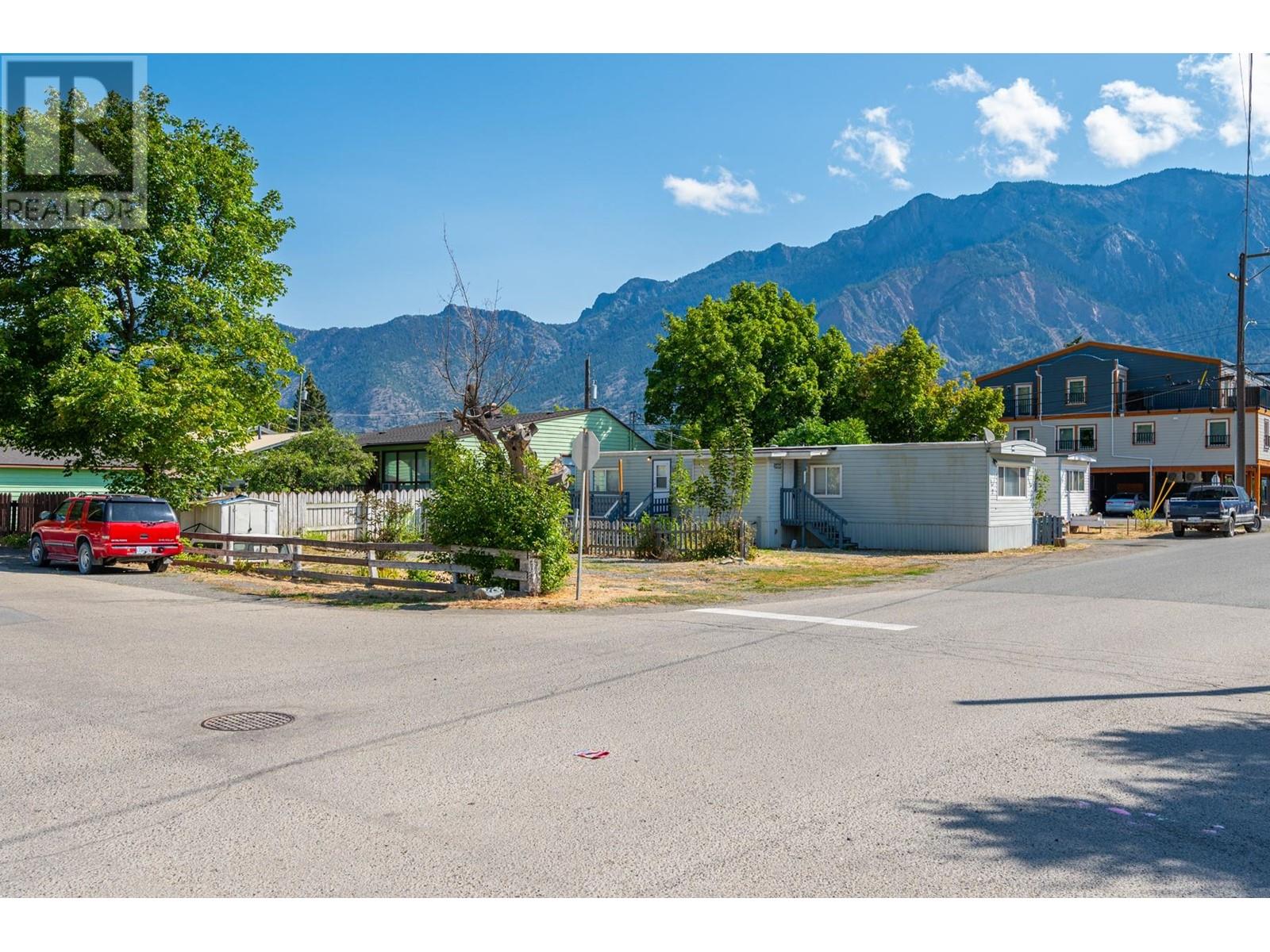 1091 Russell Street, Lillooet, British Columbia  V0K 1V0 - Photo 39 - 180161