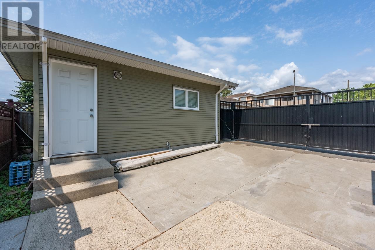 7519 14th Avenue, Burnaby, British Columbia  V3N 2A2 - Photo 35 - R2911594