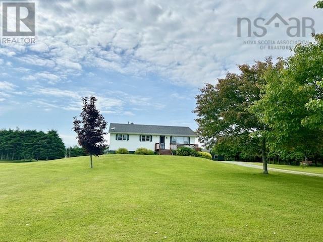 20 Upper Pembroke Road, Pembroke, Nova Scotia  B0N 2P0 - Photo 1 - 202418604