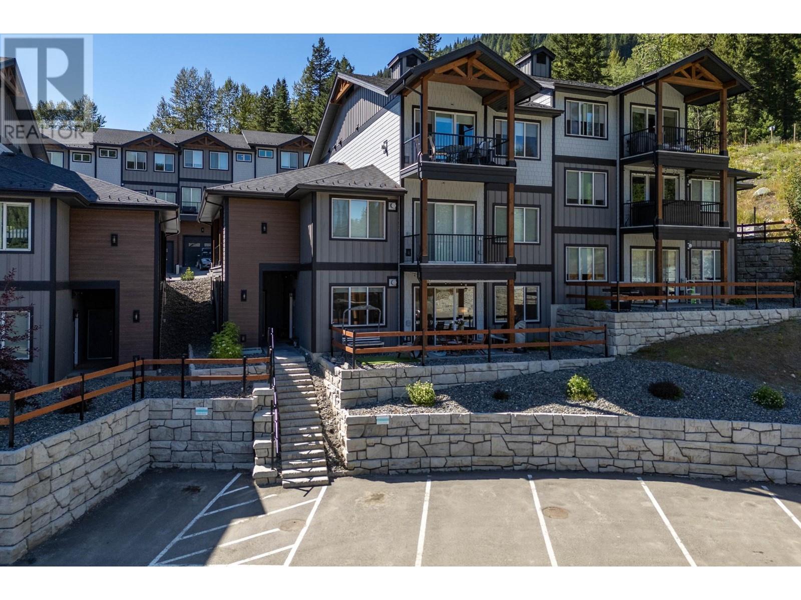 43-1240 ALPINE ROAD, sun peaks, British Columbia