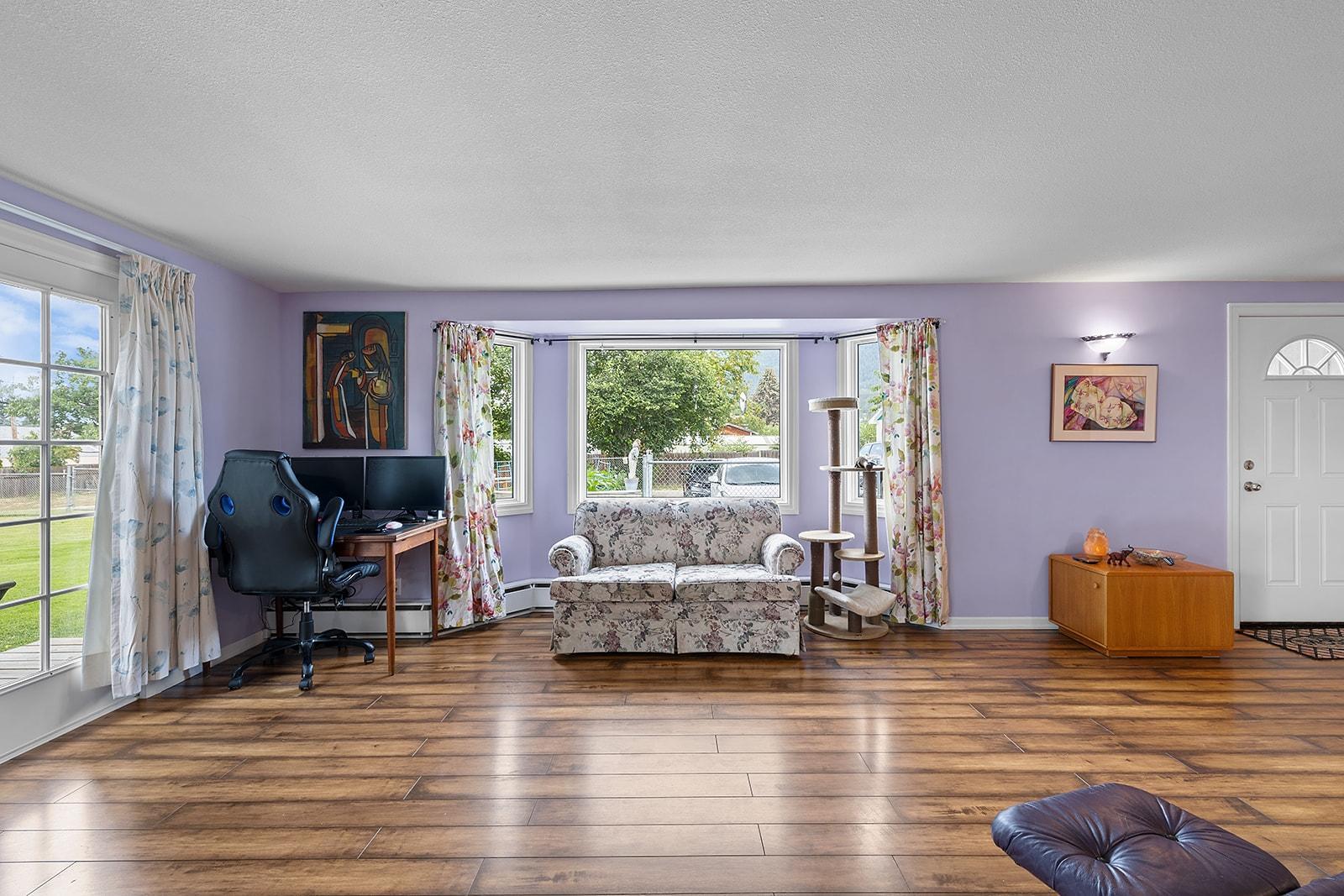 624 16th Avenue S, Creston, British Columbia  V0B 1G0 - Photo 5 - 2478812