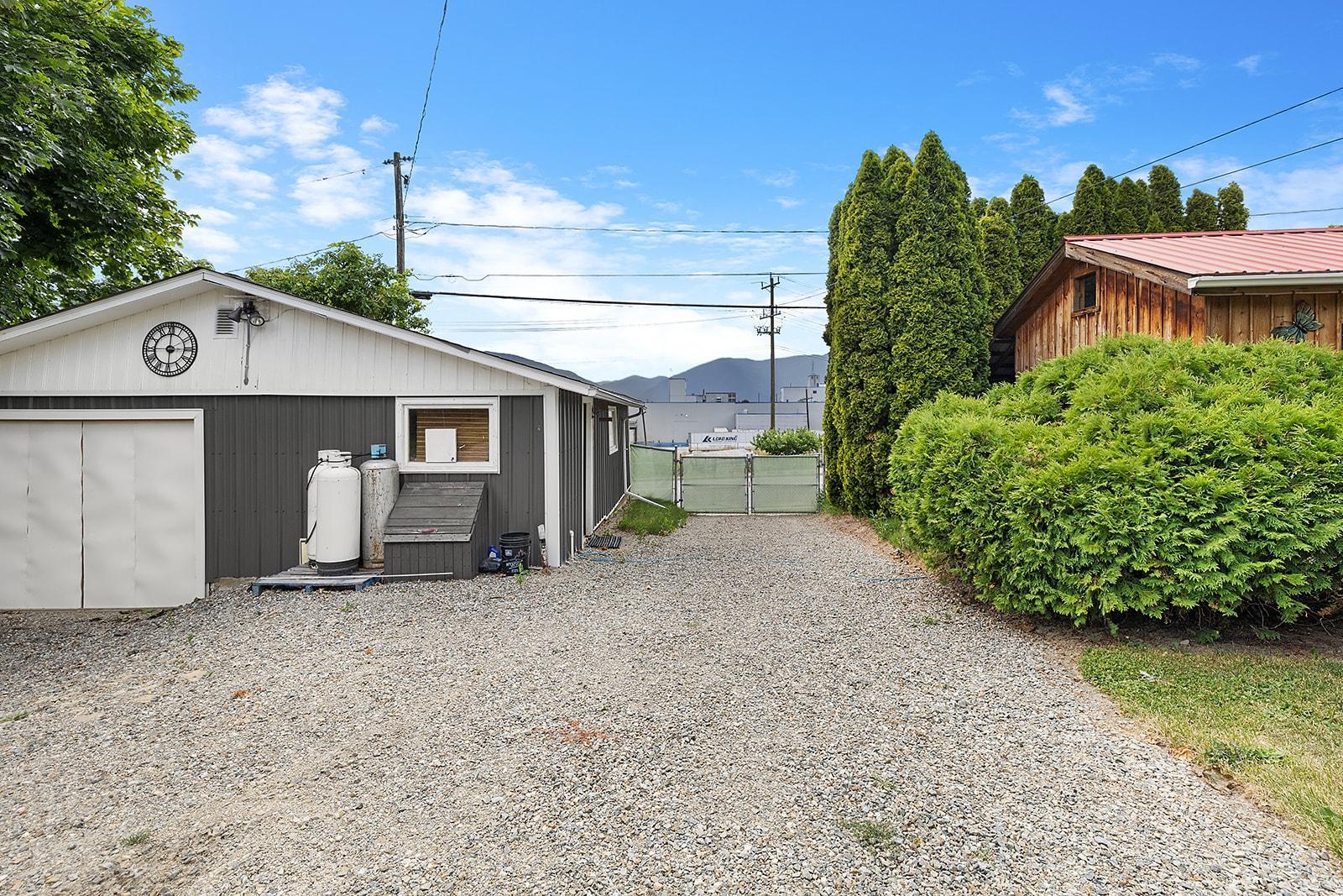 624 16th Avenue S, Creston, British Columbia  V0B 1G0 - Photo 50 - 2478812