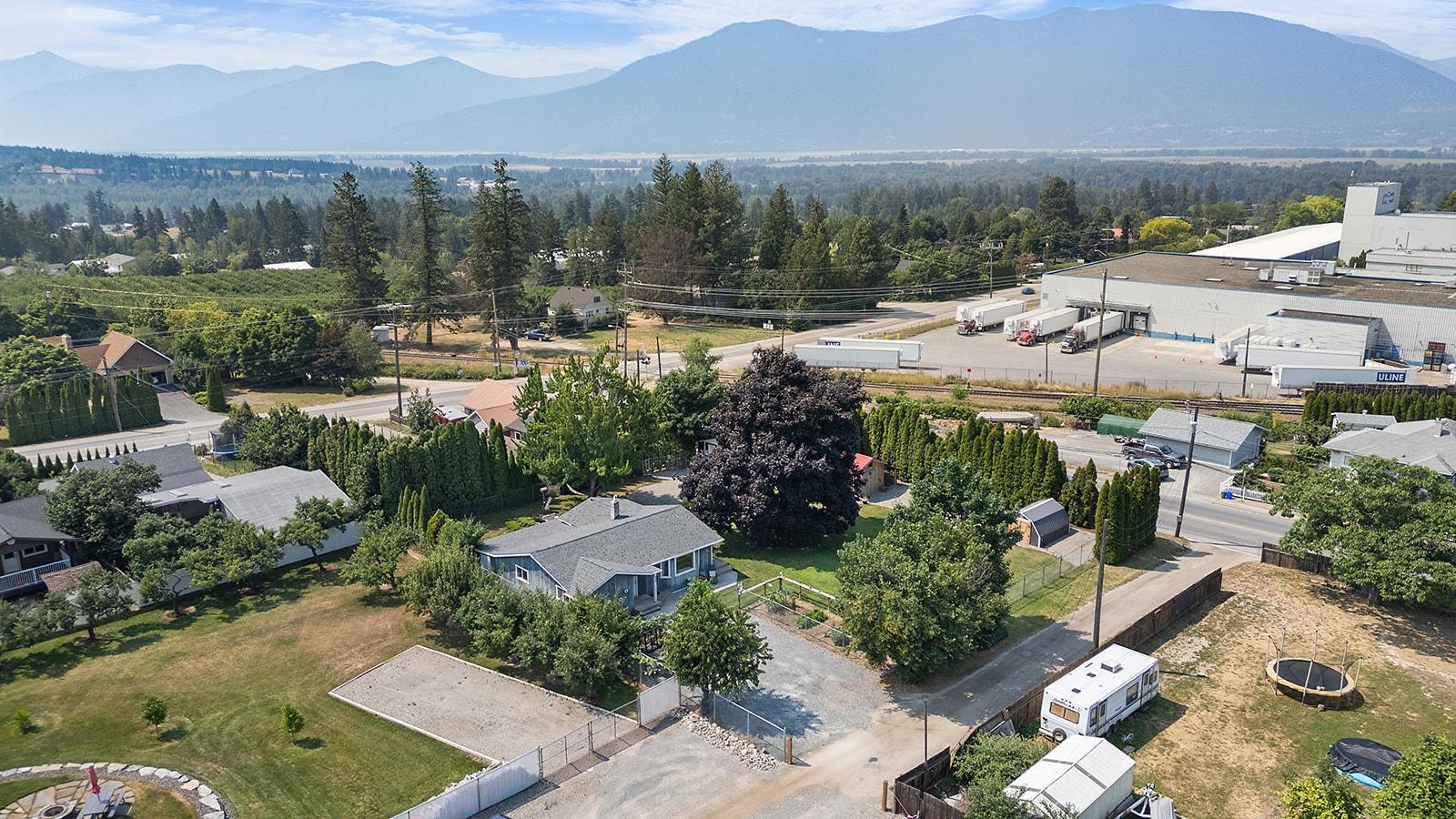 624 16th Avenue S, Creston, British Columbia  V0B 1G0 - Photo 72 - 2478812