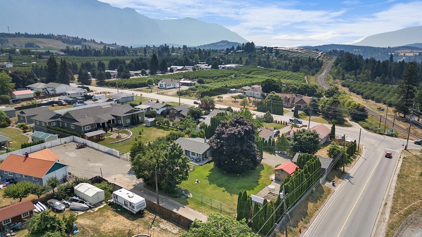 624 16th Avenue S, Creston, British Columbia  V0B 1G0 - Photo 73 - 2478812
