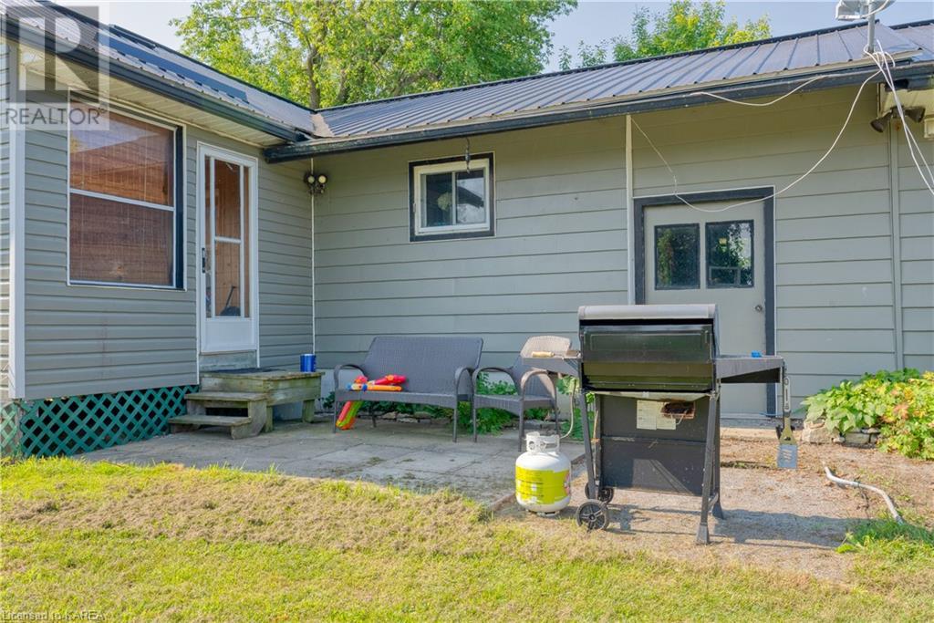 2610 Rutledge Road, Sydenham, Ontario  K0H 2T0 - Photo 8 - 40629039