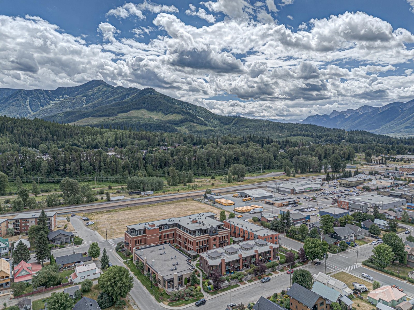 302a - 901 2nd Avenue, Fernie, British Columbia  V0B 1M0 - Photo 76 - 2478819