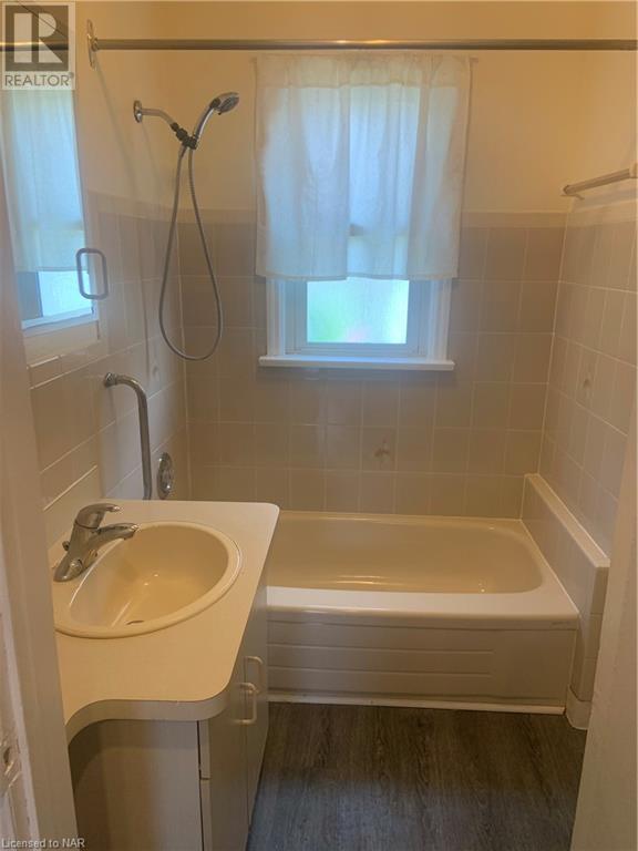 Image of property at 3 IVY Avenue