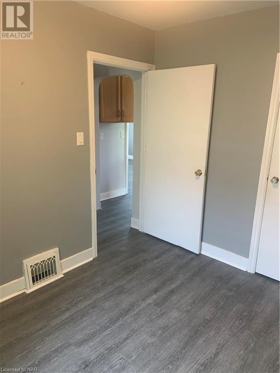 Image of property at 3 IVY Avenue