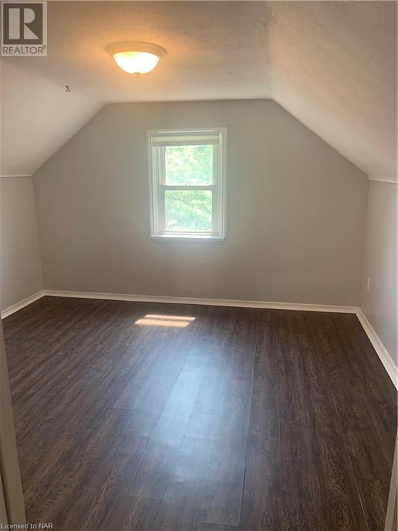 Image of property at 3 IVY Avenue