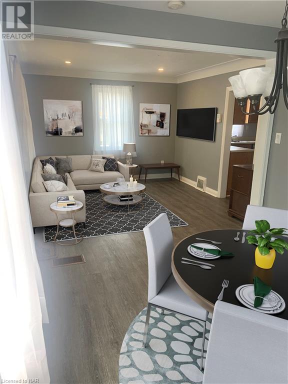 Image of property at 3 IVY Avenue