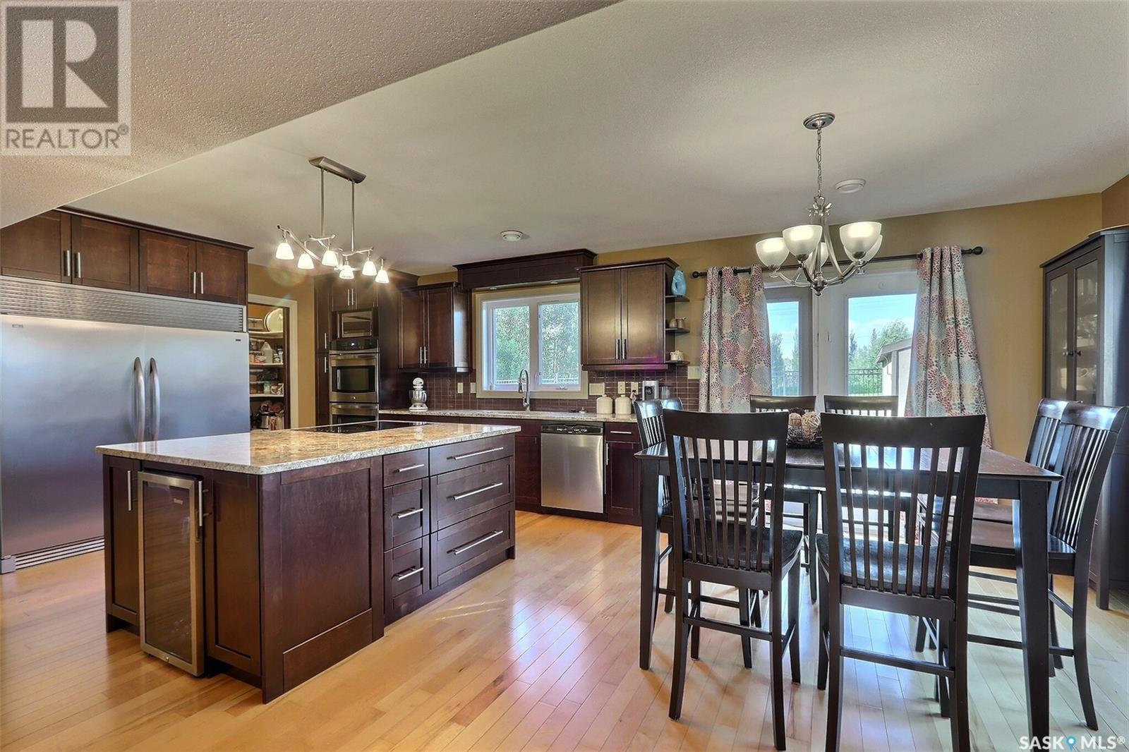 Property at 40 Guy DRIVE image 2
