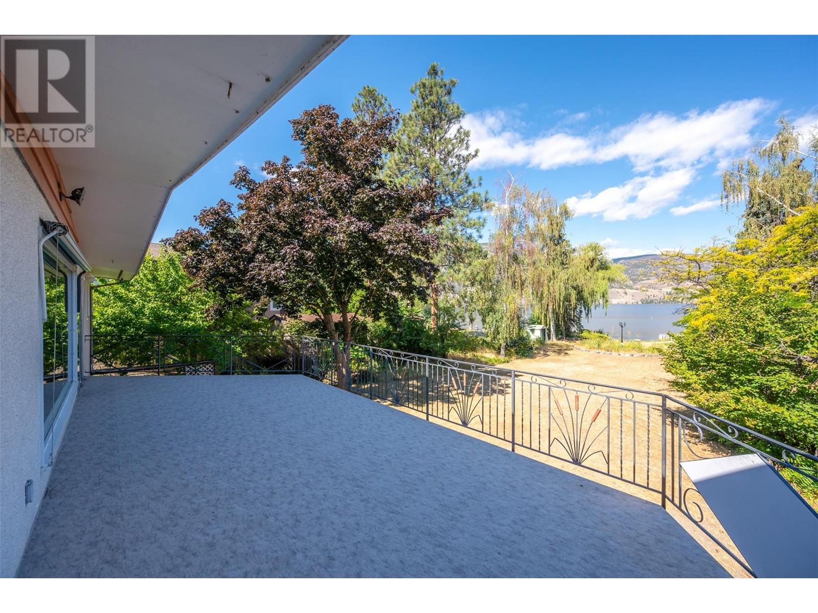 102 Derenzy Place, Penticton, British Columbia  V2A 8W7 - Photo 36 - 10321118